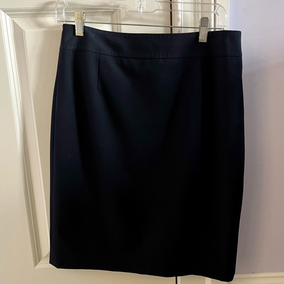 Elie Tahari Navy Blue Pencil Skirt | 8 - Picture 2 of 5